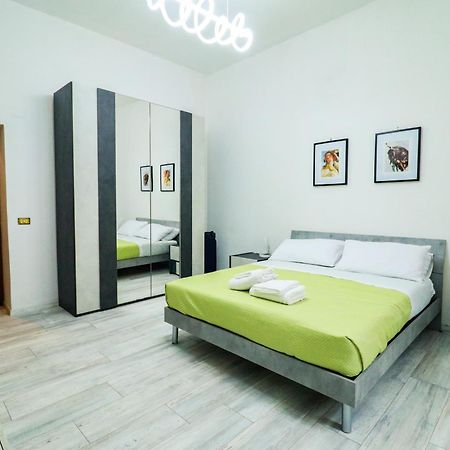 Casa Angelina - Appartamento Zona Sangiovanni ローマ エクステリア 写真